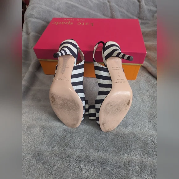 Kate Spade striped with bow kitten heels - Picture 3 of 3